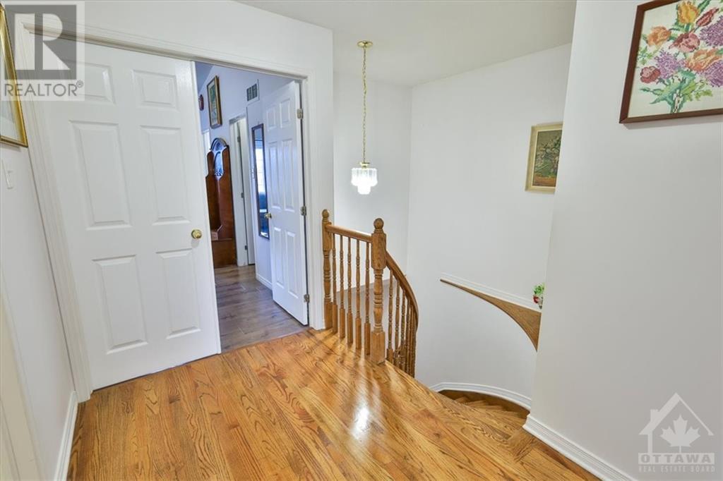 63 Colliston Crescent, Ottawa, Ontario  K1V 2J6 - Photo 9 - 1369134