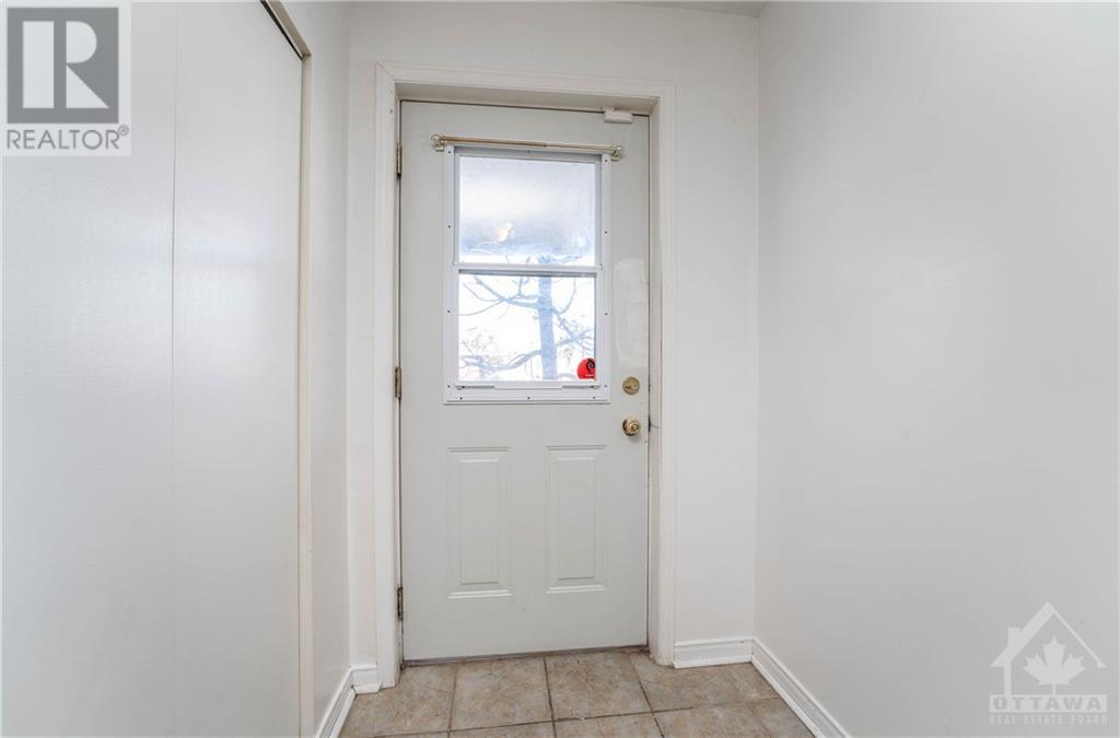 1348 Dorchester Avenue, Ottawa, Ontario  K1Z 8E9 - Photo 3 - 1370316