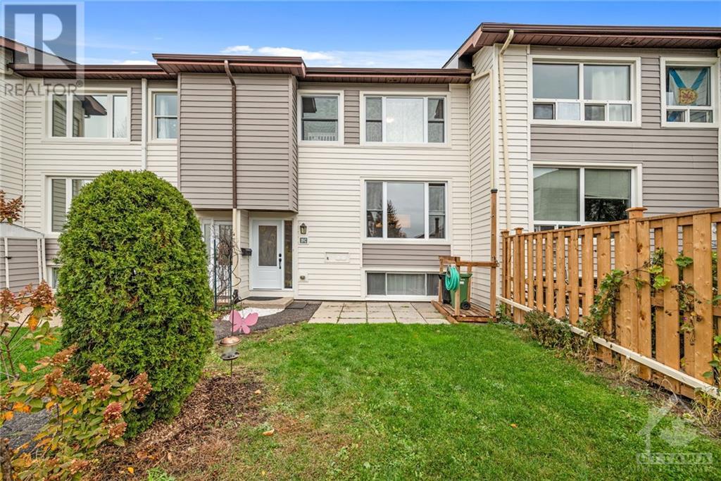 19 Banner Road Unit#c, Ottawa, Ontario  K2H 8T3 - Photo 1 - 1370409