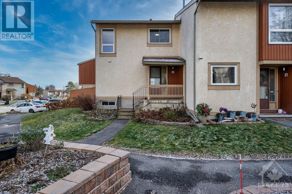 43 Woodfield Drive Unit#c, Ottawa, Ontario  K2G 3Y6 - Photo 1 - 1370117