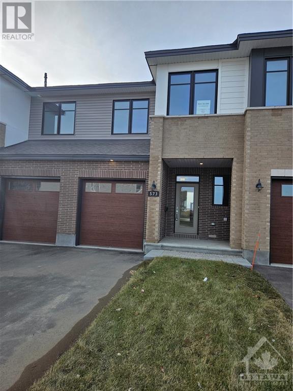 573 Sonmarg Crescent, Ottawa, Ontario  K2J 7A5 - Photo 2 - 1370917