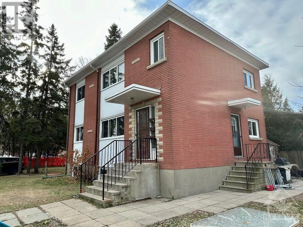 300 Poulin Avenue, Ottawa, Ontario  K2B 5T4 - Photo 1 - 1370797