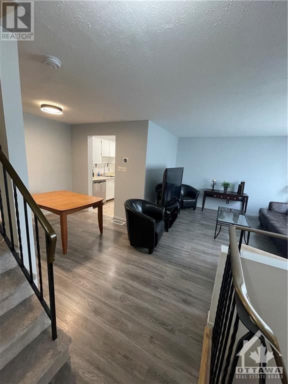 34c Woodvale Green Street, Ottawa, Ontario  K2G 4H4 - Photo 6 - 1370891
