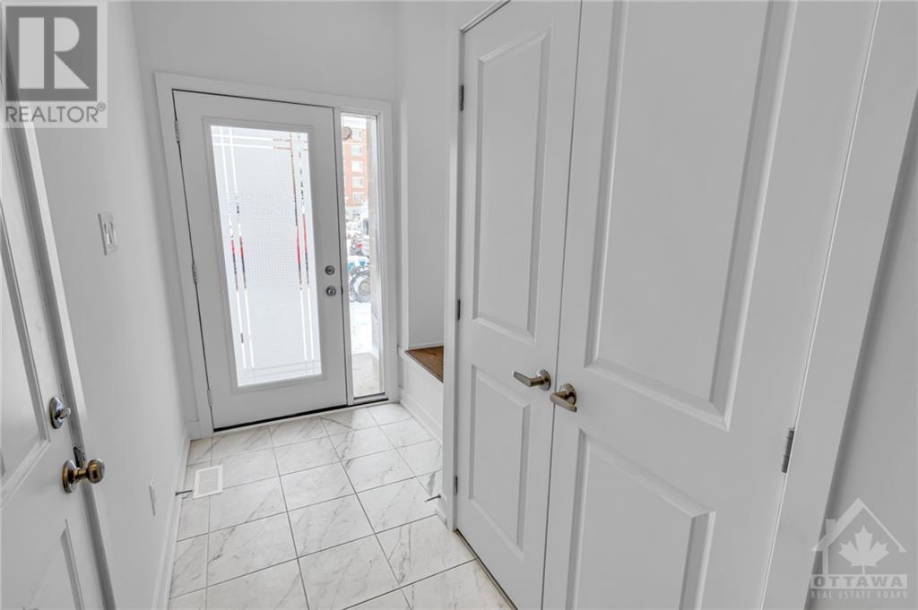 814 Anciano Crescent, Ottawa, Ontario  K2S 0J7 - Photo 2 - 1371165