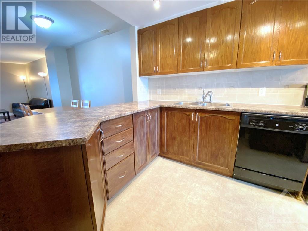 417 Chapman Mills Drive Unit#b, Ottawa, Ontario  K2J 0M7 - Photo 7 - 1371179