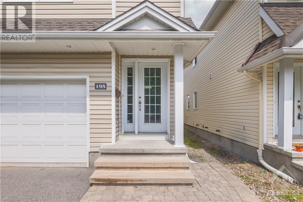 195 Switzer Avenue, Ottawa, Ontario  K1Z 7H8 - Photo 3 - 1371065